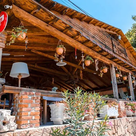 Guesthouse Borsh Vakantiehuis